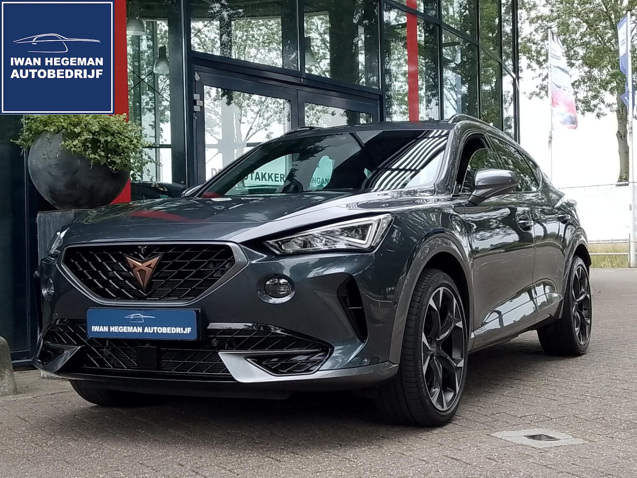 CUPRA Formentor - 1.4 e-Hybrid VZ | Navigatie | Wegkl. Trekhaak | Apple Carplay | LED | Cruise Control | 19 - AutoWereld.nl