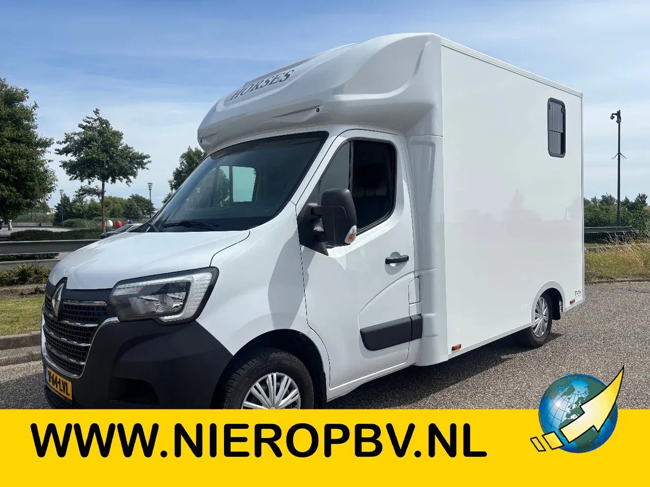 Renault Master - 2.3DCI Paardenwagen/Veewagen Automaat Airco Navi Cruisecontrol 94300KM EURO 6 - AutoWereld.nl