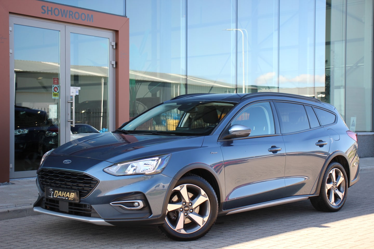 Ford Focus Wagon - 1.5 EcoBoost Active Business | Navi | ACC | Camera - AutoWereld.nl