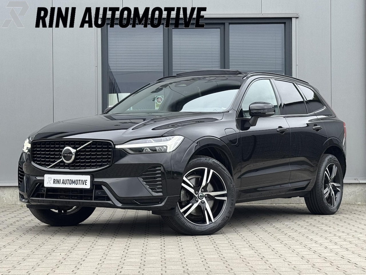 Volvo XC60 - 2.0 T6 Plug-in hybrid AWD R-Design Harman/Kardon | Camera | Keyless - AutoWereld.nl
