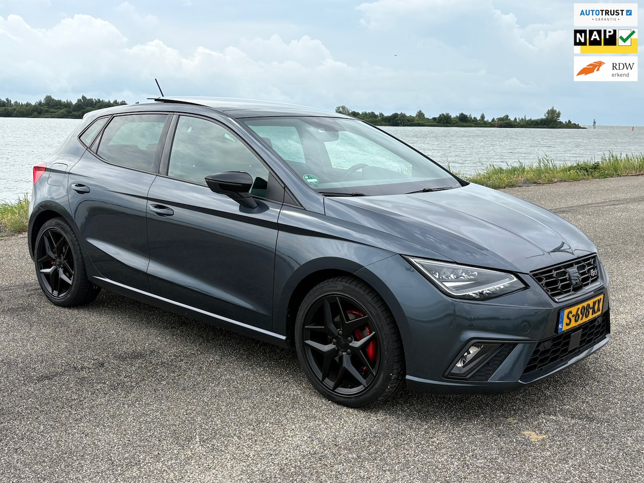 SEAT Ibiza - 1.0 TSI FR Business Intense/Pano/Beats/Virtual/cam/Navi/Aut - AutoWereld.nl