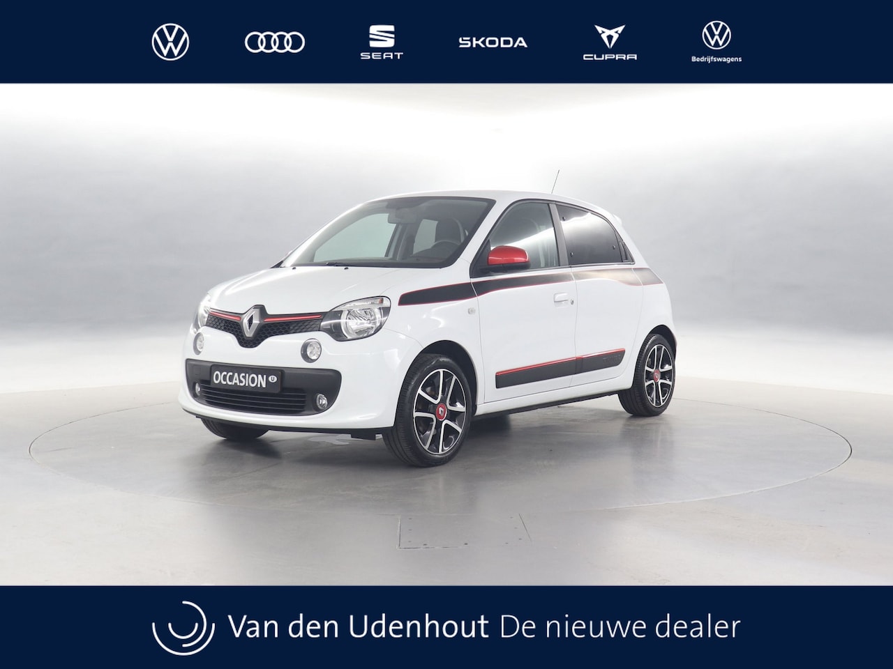 Renault Twingo - 0.9 TCe 90pk Dynamique / Navigatie / Parkeersensoren - AutoWereld.nl