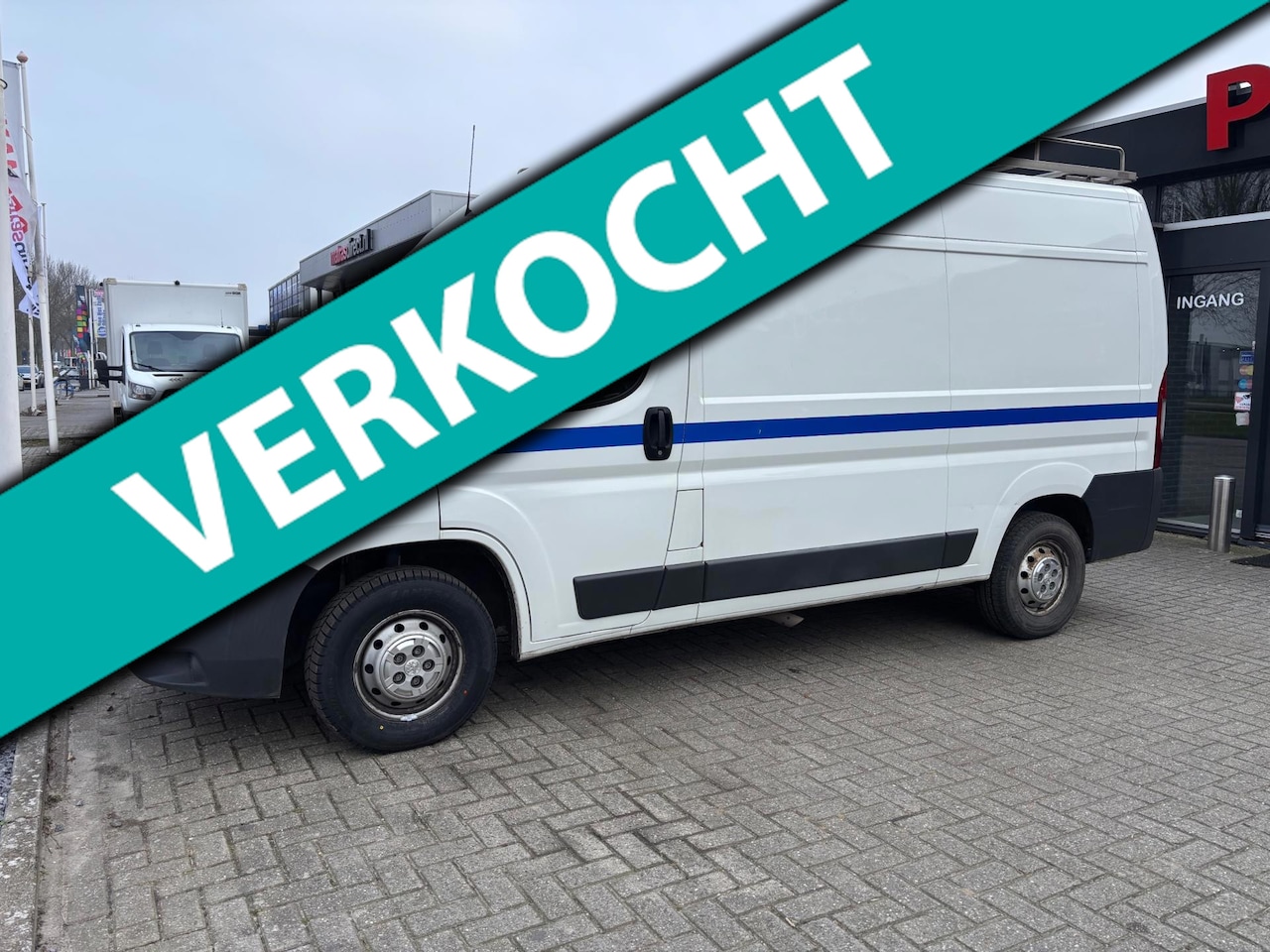 Peugeot Boxer - 335 2.2 HDI L2H2 XR 335 2.2 HDI L2H2 XR - AutoWereld.nl