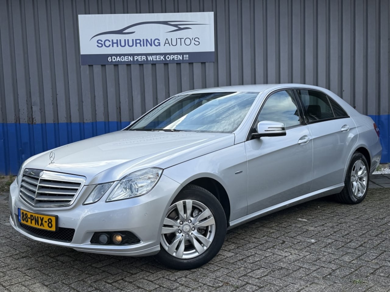 Mercedes-Benz E-klasse - 200 CGI Bns Automaat / Navi - AutoWereld.nl