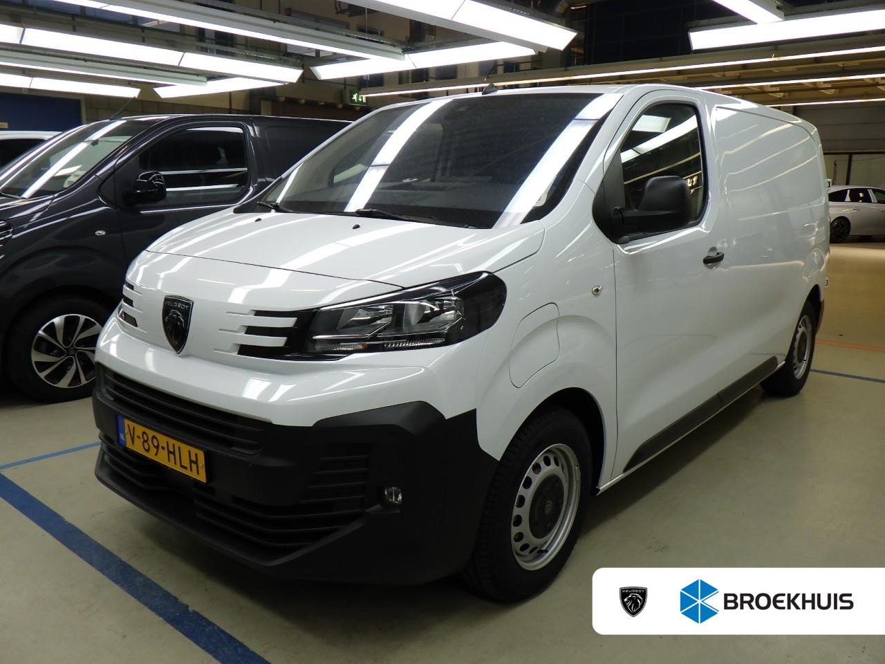 Peugeot e-Expert - EV L2 75 kWh | NAVIGATIE | CAMERA | SENSOREN | APPLE CARPLAY/ANDROID AUTO | - AutoWereld.nl