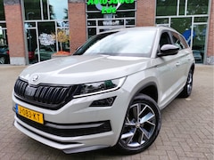 Skoda Kodiaq - 1.5 TSI DSG Sportline Business Wegklapbare trekhaak - Achteruitrijcamara - Leder/Alcantara