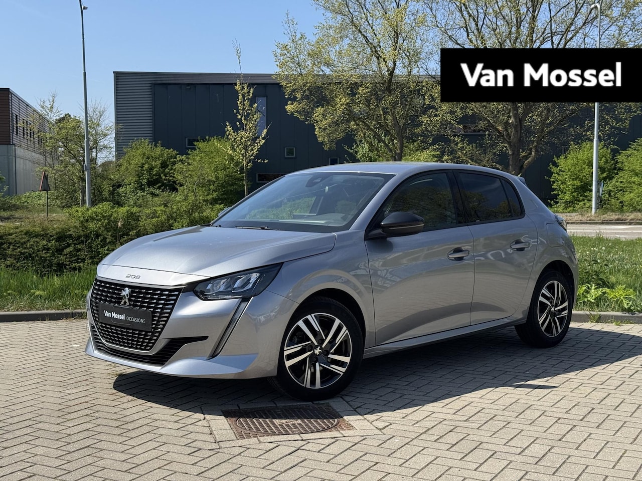 Peugeot 208 - 100 PK Allure Pack | 3D Cockpit | Navigatie | Climate Control | Camera - AutoWereld.nl
