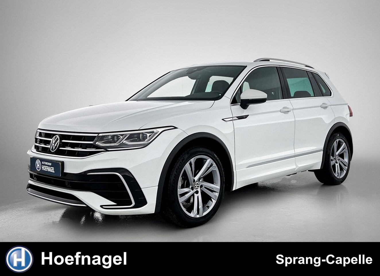 Volkswagen Tiguan - 1.5 TSI R-Line 2x | ACC | Virtual Cockpit | CarPlay - AutoWereld.nl