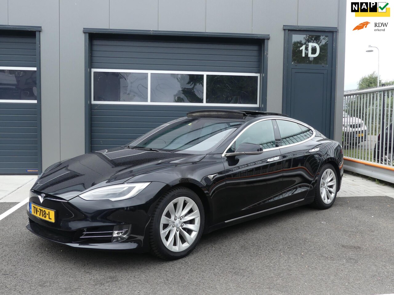 Tesla Model S - 75D Base AWD, Autopilot 2.5, Schuifdak, NAP! Leder LED Xenon Stoelverw. - AutoWereld.nl