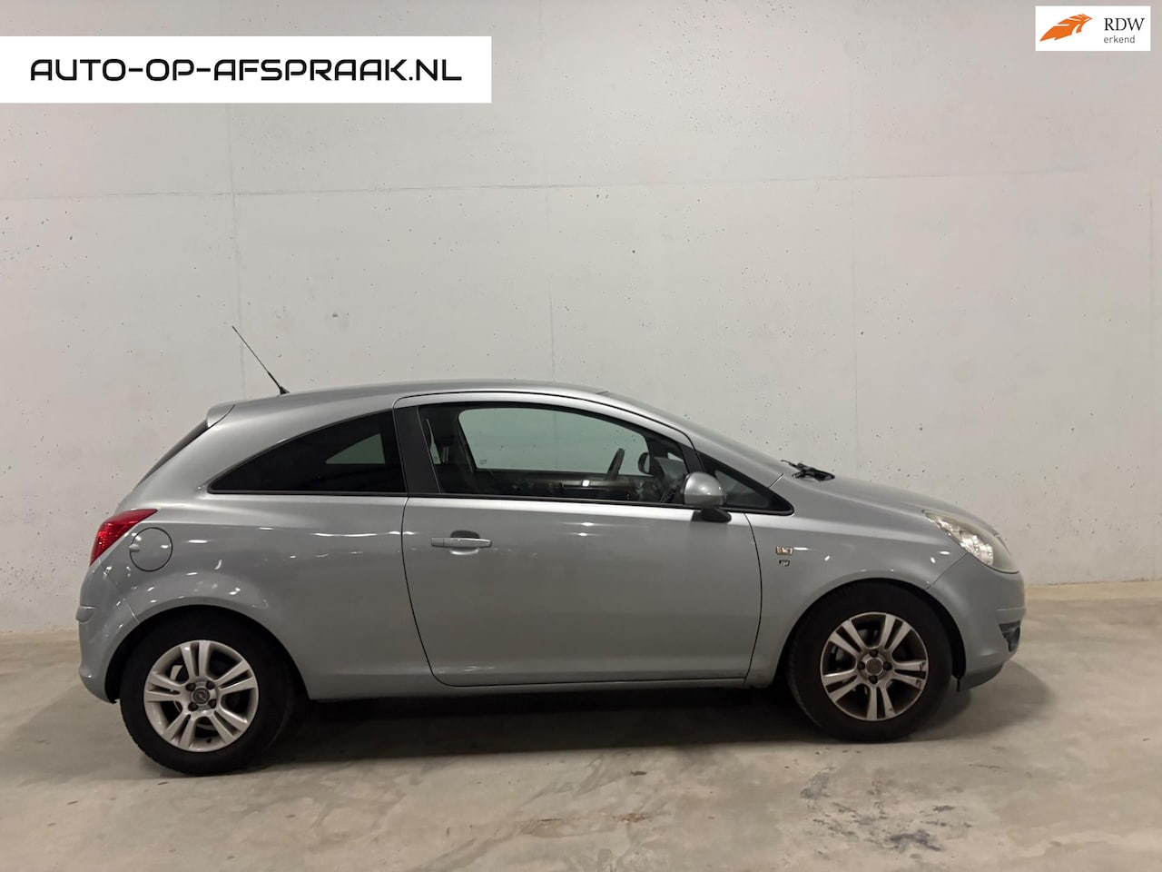 Opel Corsa - 1.3 CDTi EcoFlex S/S '111' Edition Airco Cruise - AutoWereld.nl