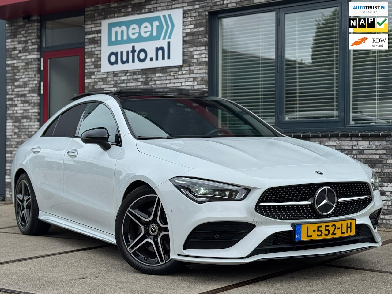 Mercedes-Benz CLA-Klasse - 200 AMG PANO l SFEER l MATRIX l KEYLESS l CAMERA l SOUND l EL-STOEL l ORG.NL l 1e EIG - AutoWereld.nl