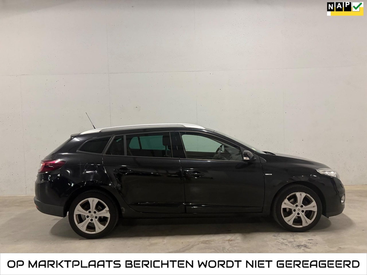 Renault Mégane Estate - 1.5 dCi Bose Navigatie Cruise Control - AutoWereld.nl