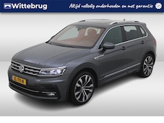 Volkswagen Tiguan - 1.5 TSI 150pk Highline Business R- Line DSG Automaat Panoramadak / LED / Navigatie / Camer