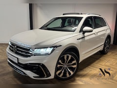 Volkswagen Tiguan - 1.5 TSI R-Line PANO KEYLESS