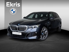 BMW 5-serie Touring - 530e | M Sportpakket | Travel Pack | Elektrische Trekhaak | Driving Assistant Plus | Comfo