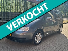 Volkswagen Touran - 2.0-16V FSI Business 7 Persoons AIRCO|NAP