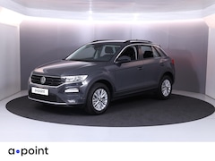Volkswagen T-Roc - 1.0 TSI Style 110 pk | Airco | Parkeersensoren | Adaptieve cruise control |
