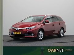 Toyota Auris Touring Sports - 1.8 Hybrid Executive Go | Navigatie | Cruise Control | Achteruitrijcamera | Lichtmetalen V