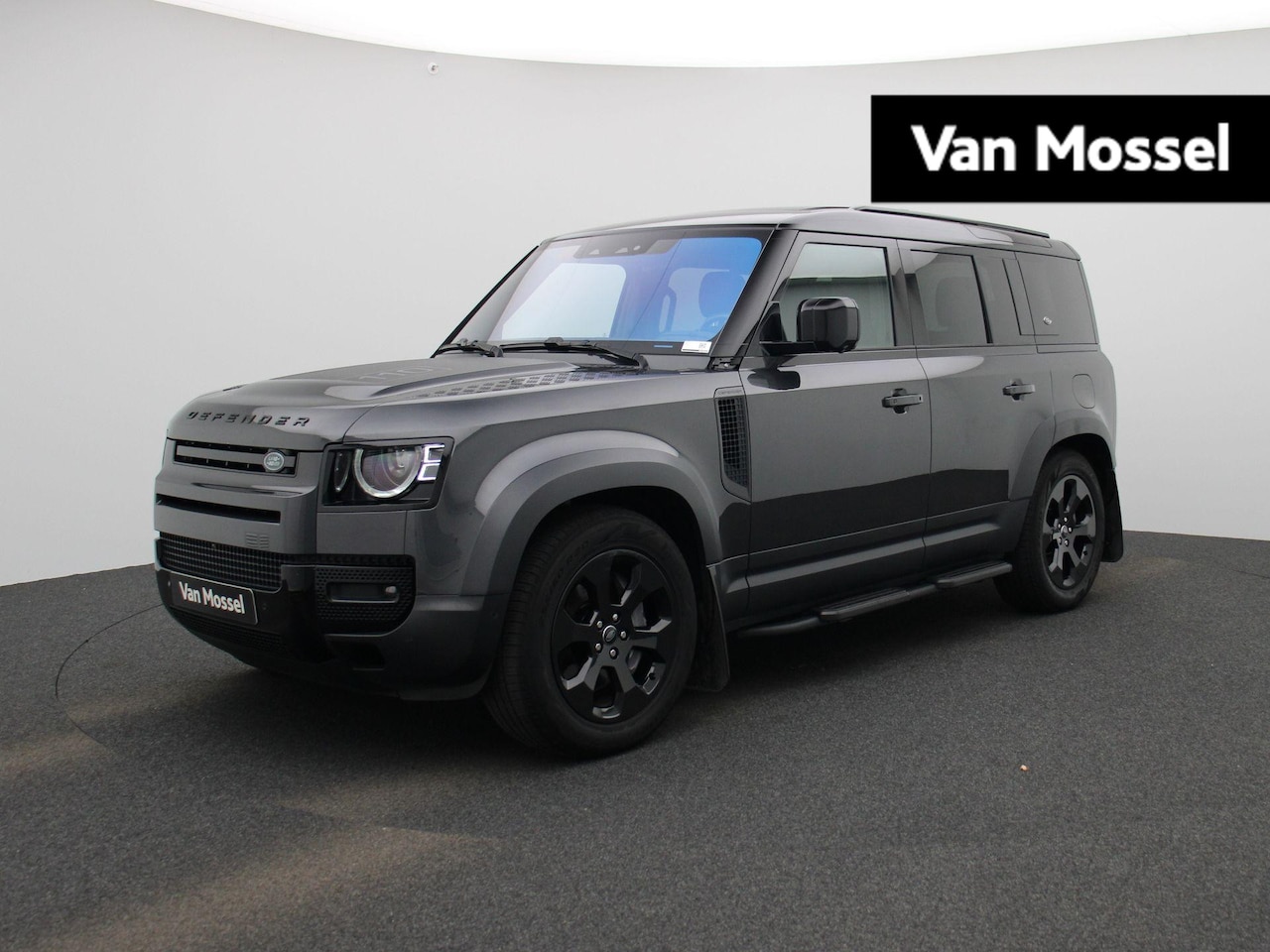 Land Rover Defender 110 - 2.0 P400e 110 S | Zijtredes | Donker getint glas | Zwarte hemel | 360 gr. camera | Schuif/ - AutoWereld.nl