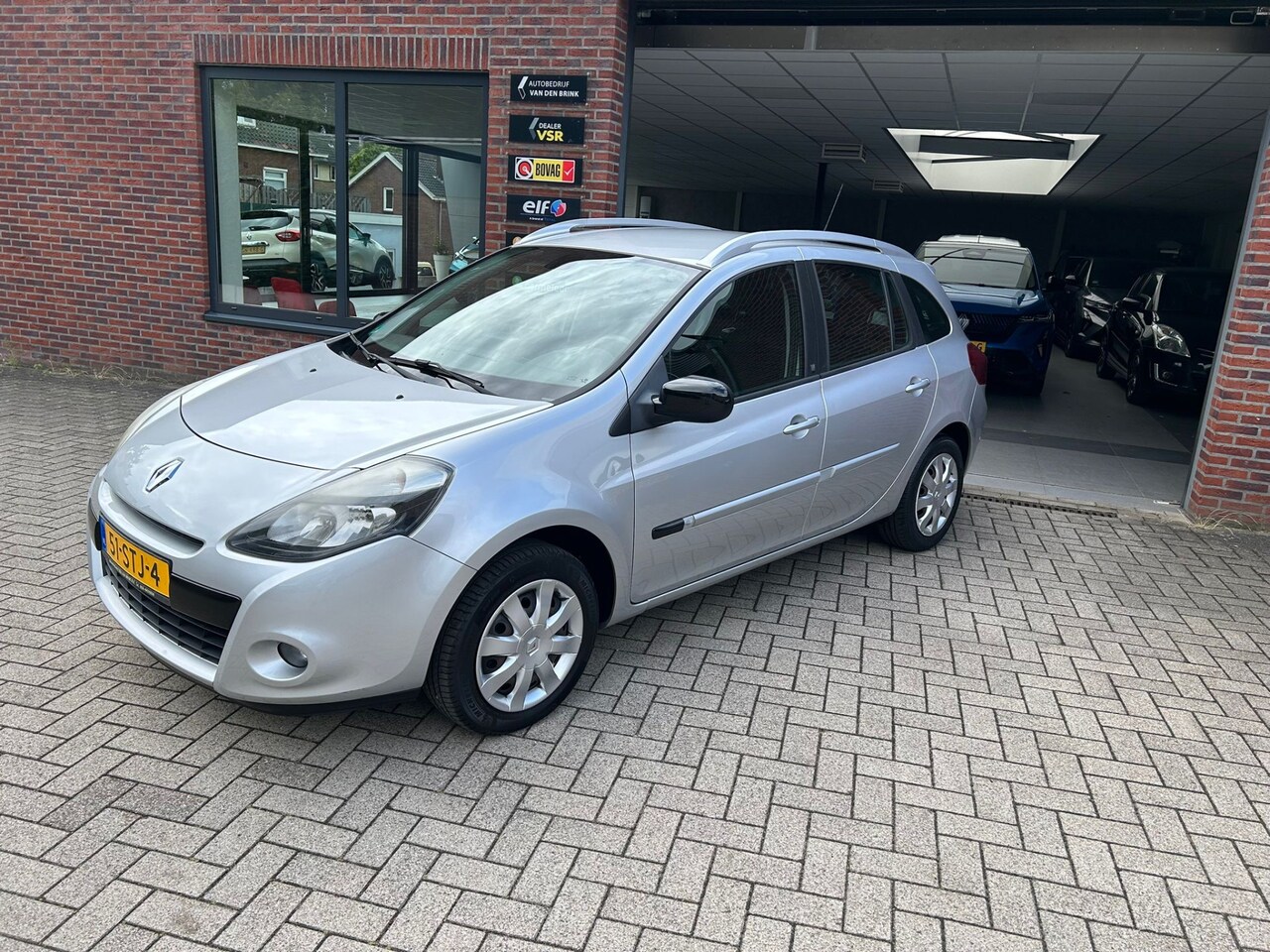 Renault Clio Estate - 1.2 TCE 20th Anniversary/Trekhaak/Navigatie - AutoWereld.nl
