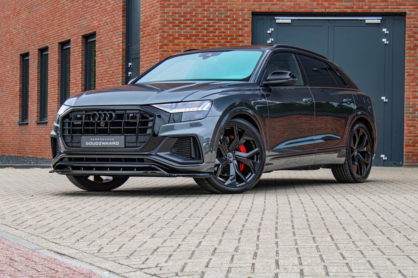 Audi Q8 - 55 TFSI e quattro S-Line | Pano | Soft-close | B&O | Massage | Memory - AutoWereld.nl