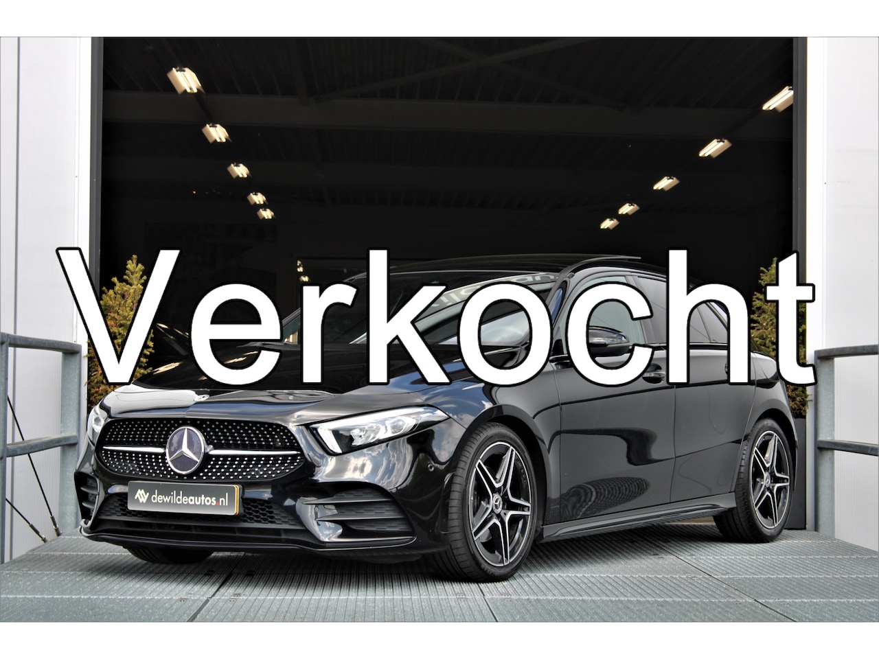 Mercedes-Benz A-klasse - 200 AMG 163pk Night Pano Camera Stoelverwarming NL-auto - AutoWereld.nl