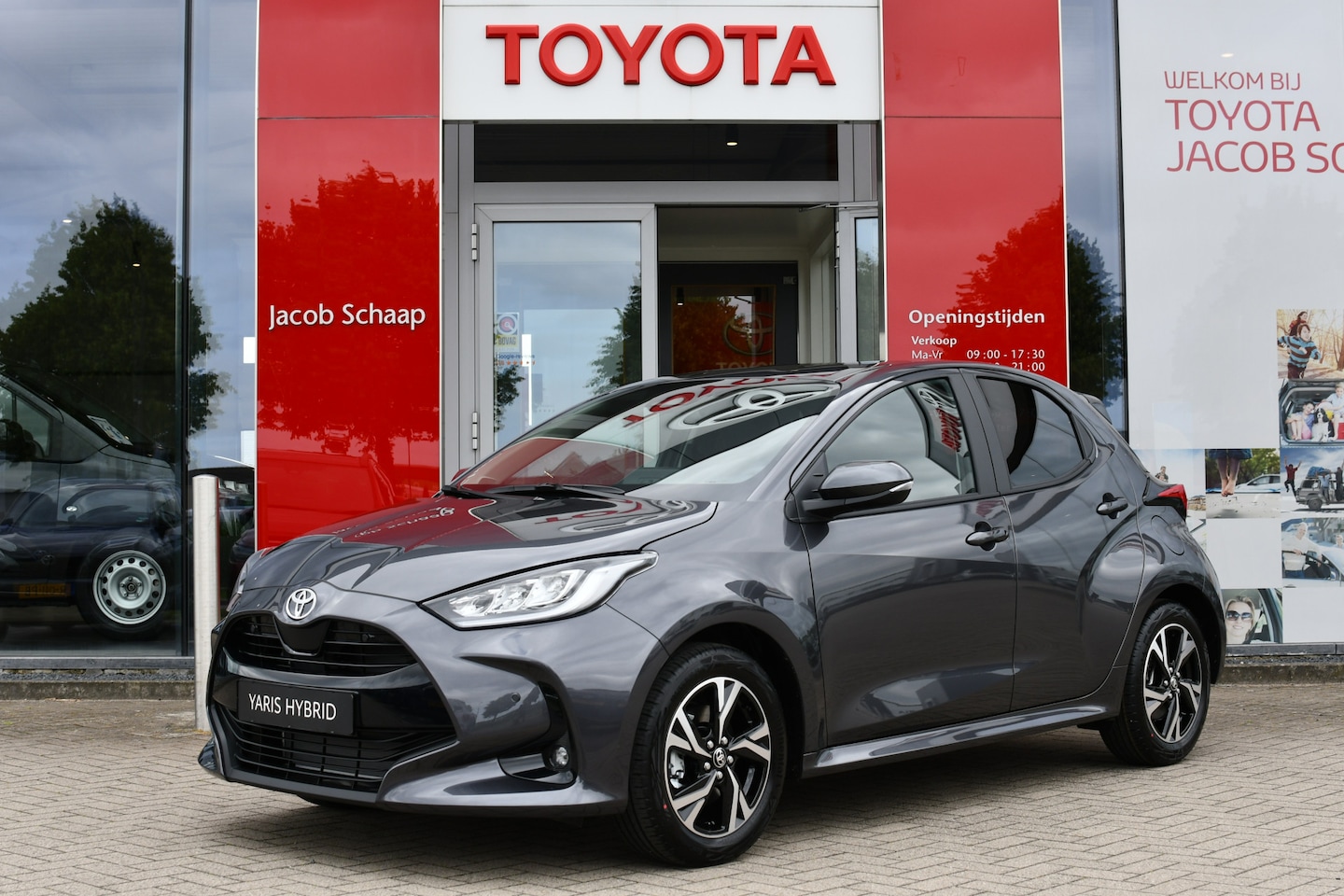 Toyota Yaris - 1.5 Hybrid 115 Dynamic Automaat 116pk | NIEUW | Comfort Pack | Direct uit voorraad leverba - AutoWereld.nl