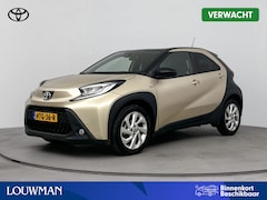 Toyota Aygo X - 1.0 VVT-i S-CVT Premium Limited Automaat | Parkeersensoren | Keyless Entry |