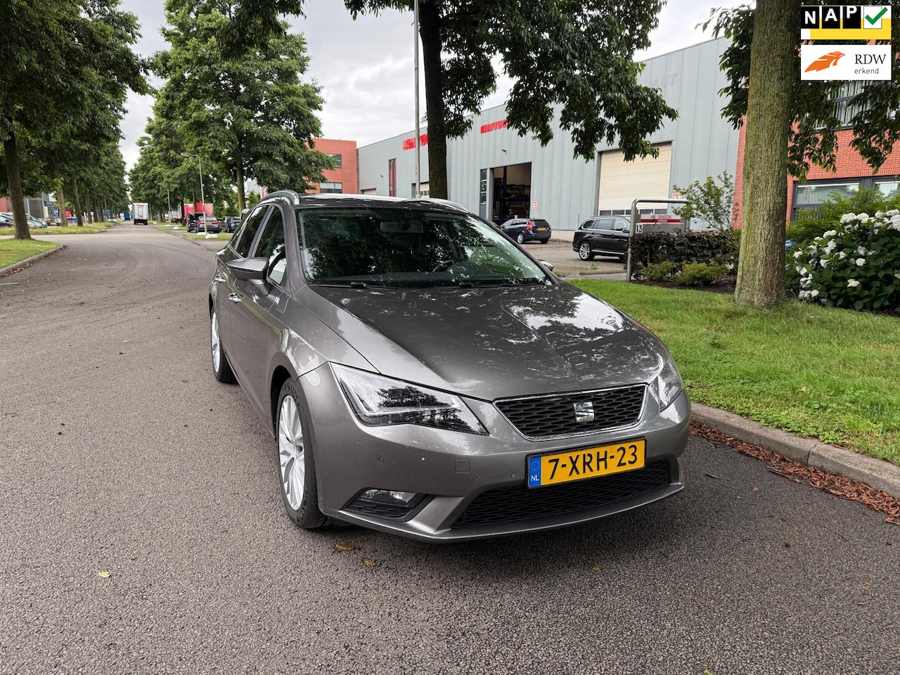 SEAT Leon ST - 1.6 TDI Ecomotive Lease Sport 150 pk apk - AutoWereld.nl