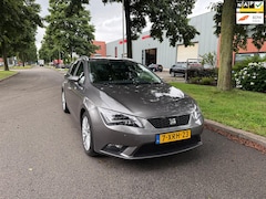 SEAT Leon ST - Dynamische knipperlichten 1.6 TDI Ecomotive Lease Sport 150 pk apk