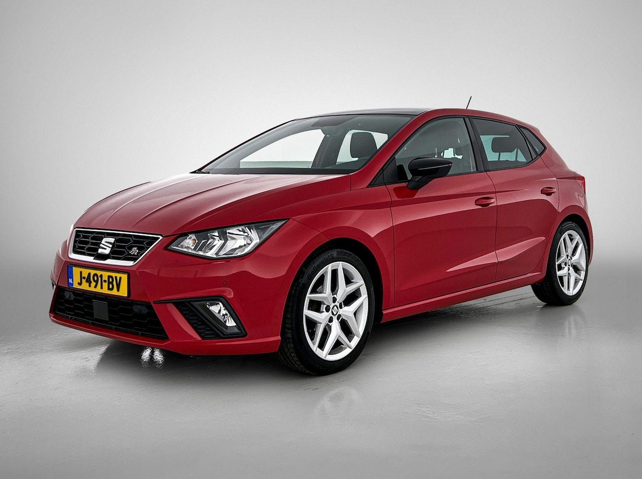 SEAT Ibiza - 1.0 TSI FR Business Intense 1.0 TSI FR Business Intense - AutoWereld.nl
