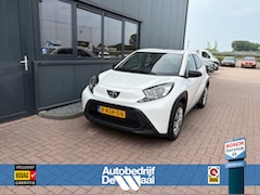Toyota Aygo X - 1.0 VVT-i 73pk Play 5-drs. CAMERA/ADAPT.CRUISE/CARPLAY/AIRCO
