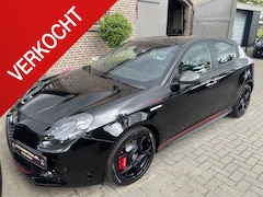 Alfa Romeo Giulietta - 1.750 Turbo Veloce S edition Apple CarPlay Panoramadak Sportstoelen