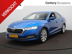 Skoda Octavia - 1.4 TSI iV PHEV Business Edition / Trekhaak / Stoelverwarming / LED