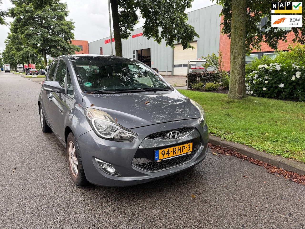 Hyundai ix20 - 1.6i i-Catcher leer apk panorama - AutoWereld.nl