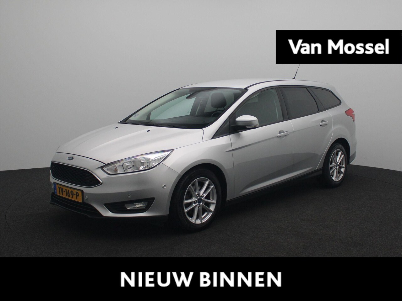 Ford Focus Wagon - 1.0 Lease Edition | Navigatie | Parkeersensoren | LM velgen - AutoWereld.nl