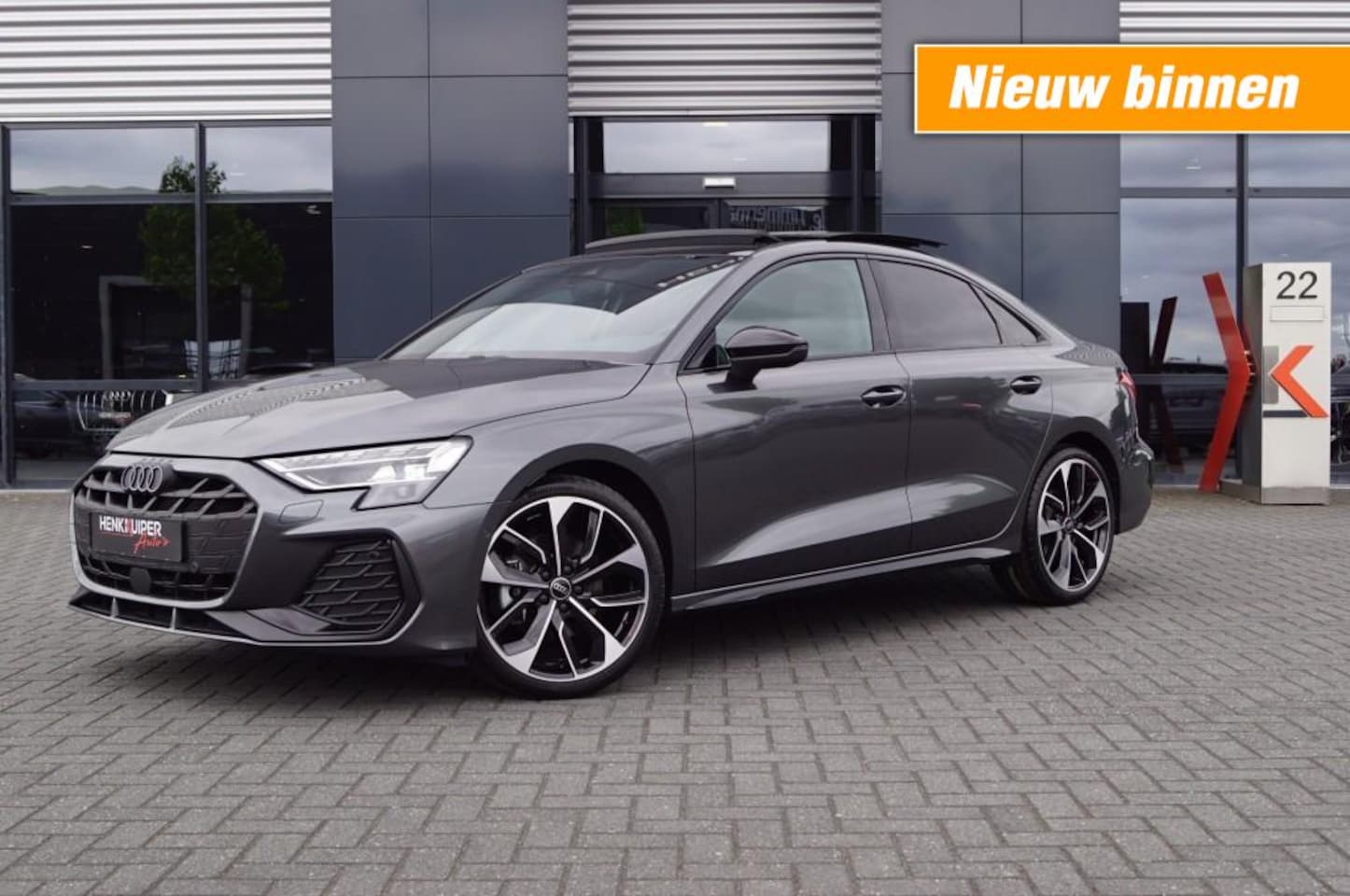 Audi A3 Limousine - Limousine 1.5 TFSI S-line 150pk Facelift/Leer ruitmotief/ Panodak/Sonos/Head-up/LED - AutoWereld.nl