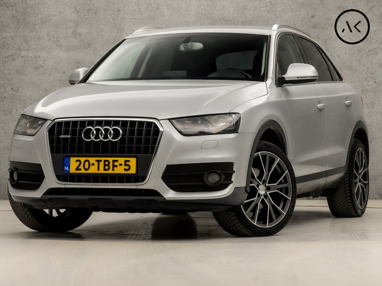 Audi Q3 - 2.0 TFSI quattro Sport 170Pk (NAVIGATIE, CLIMATE, LEDER, GETINT GLAS, SPORTSTOELEN, CRUISE - AutoWereld.nl