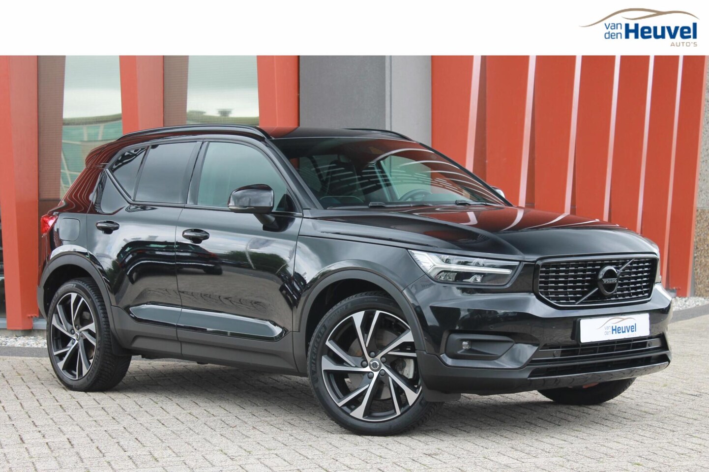 Volvo XC40 - T5 Recharge R-Design | Pilot Assist | BLIS | Parkeercamera | 20 INCH | Memory Stoelen | Gl - AutoWereld.nl
