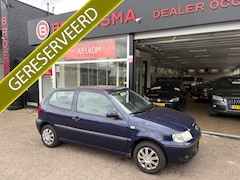 Volkswagen Polo - 1.4 Comfortline NIEUWER APK BIJ AFLEVERING