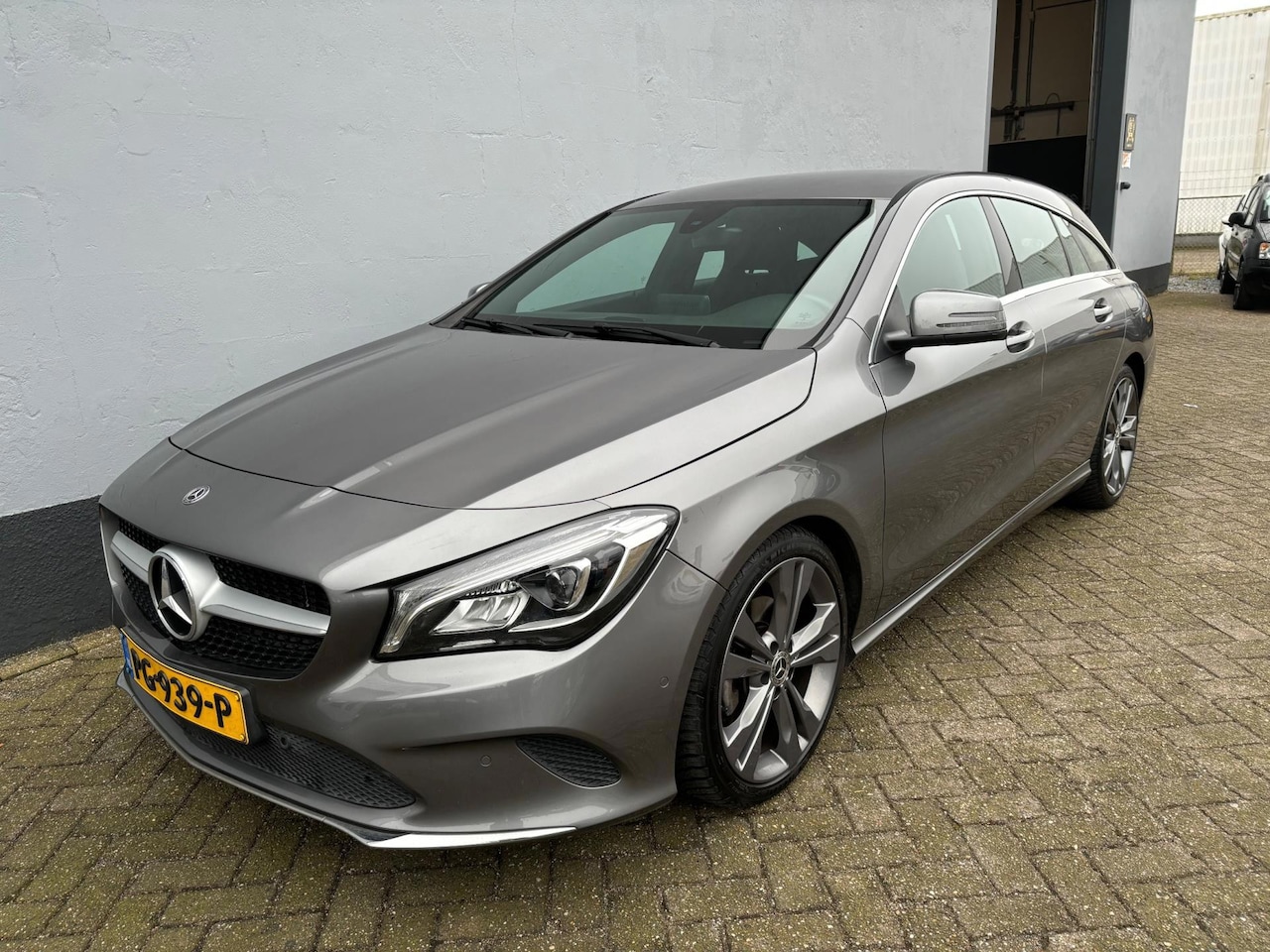 Mercedes-Benz CLA-klasse Shooting Brake - 180 Business Solution 180 Business Solution - AutoWereld.nl