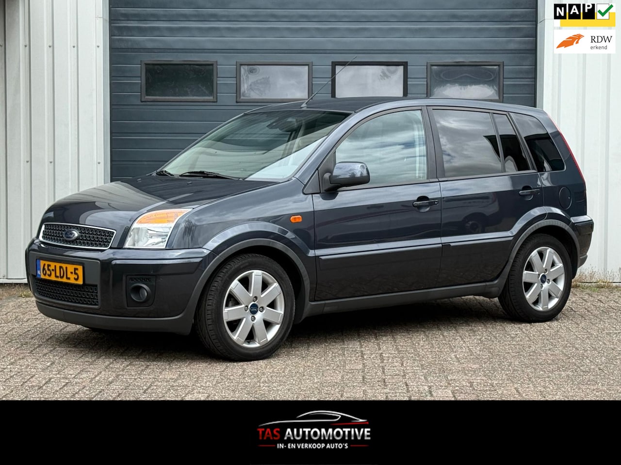 Ford Fusion - 1.6-16V Futura AUTOMAAT / AIRCO / 31.181KM / NAP - AutoWereld.nl
