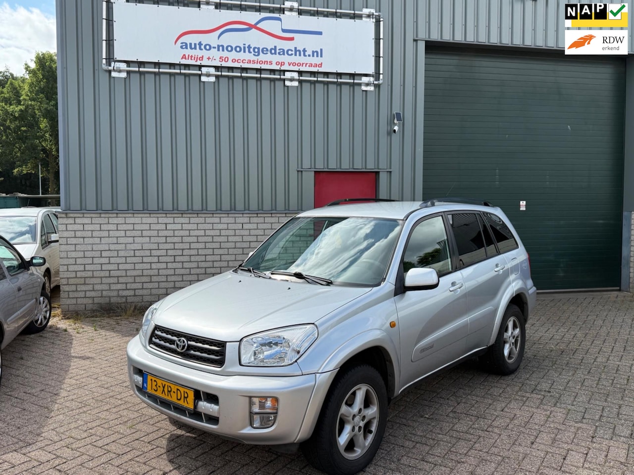 Toyota RAV4 - 2.0-16V VVT-i Luna 2.0-16V VVT-i Luna - AutoWereld.nl