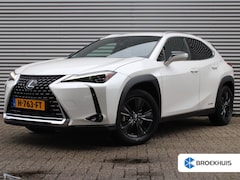 Lexus UX - 250h Lury Line | Cruisecontrol adaptief | Elektrisch bedienbare achterklep | Vierseizoenen