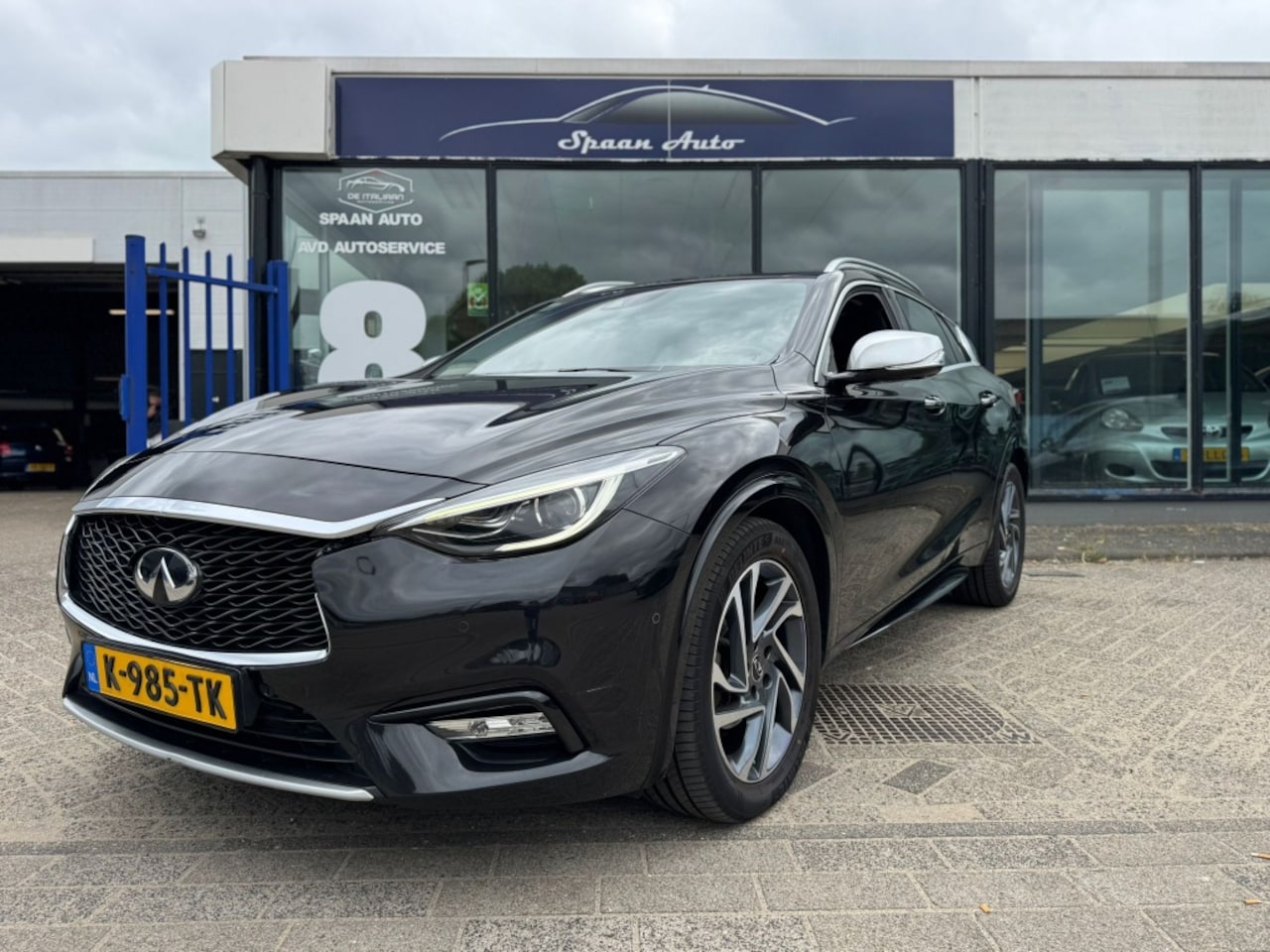 Infiniti Q30 - 1.6t Sport | 360 CAM | PANO | BOSE | AUT7 - AutoWereld.nl