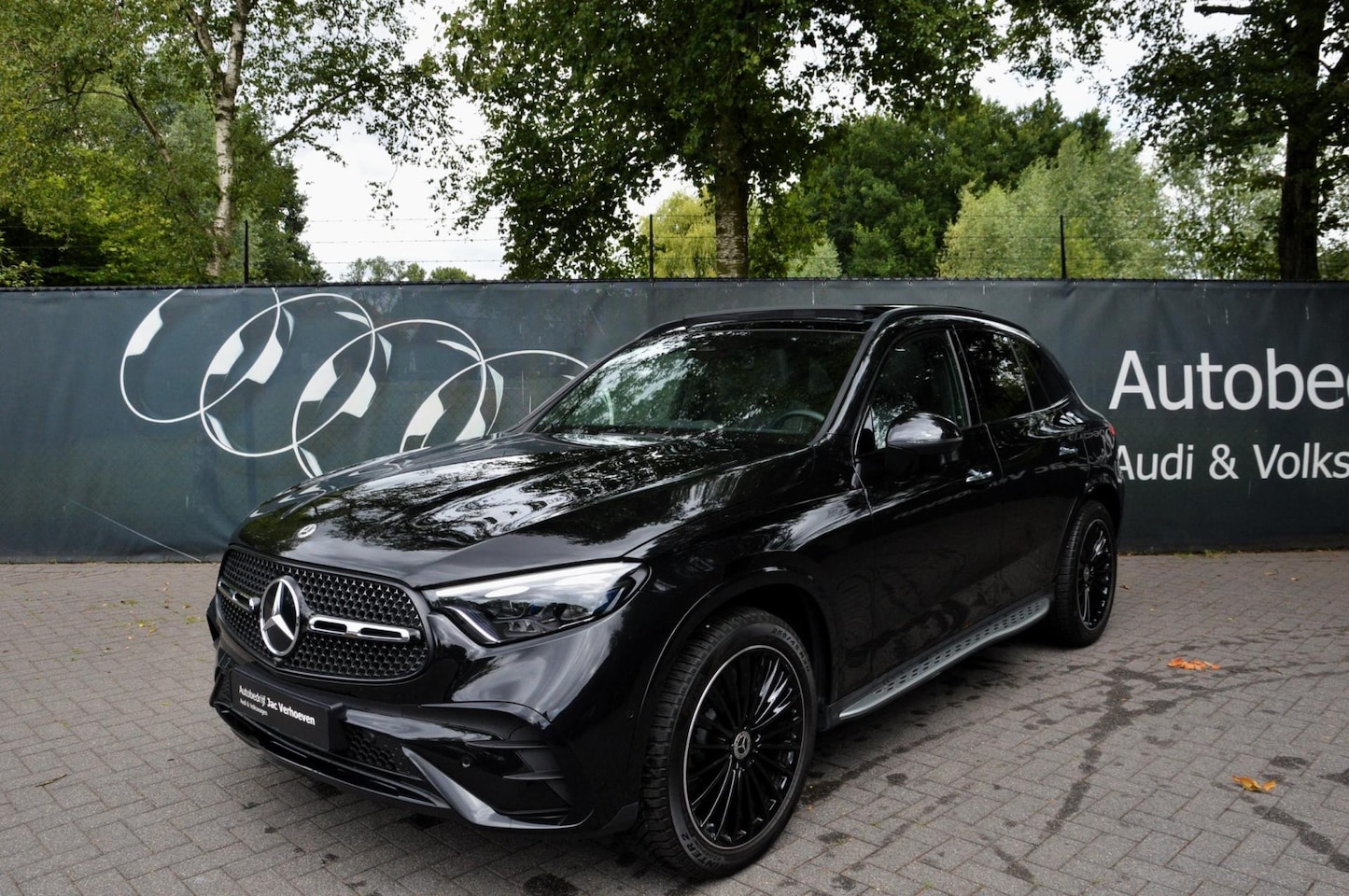 Mercedes-Benz GLC-klasse - 400 e |4MATIC|AMG Line|4 wiel besturing|Luchtvering|Panoramadak|HuD|Burmester| - AutoWereld.nl