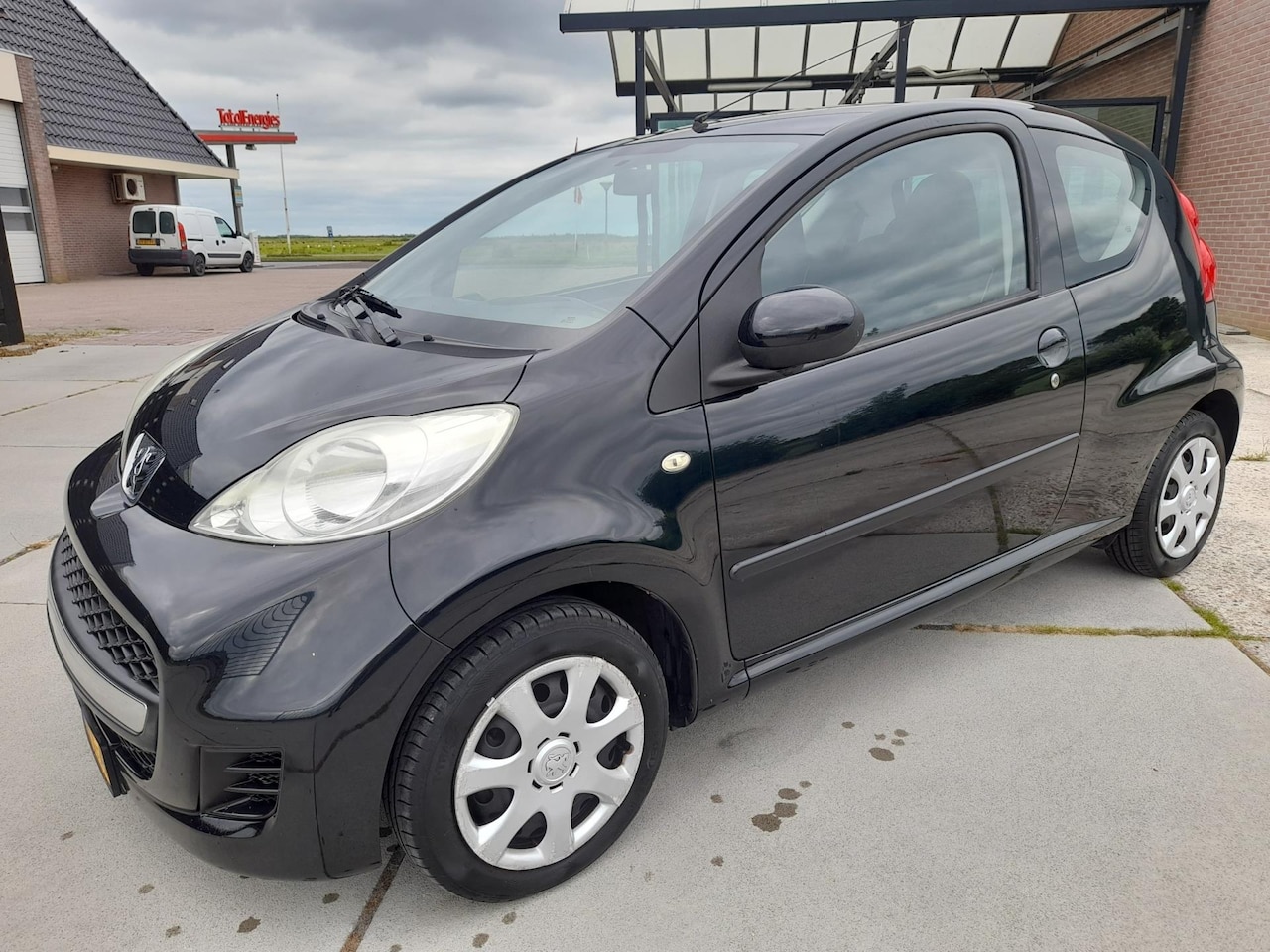 Peugeot 107 - 1.0-12V XS AIRCO, NETTE AUTO!! - AutoWereld.nl