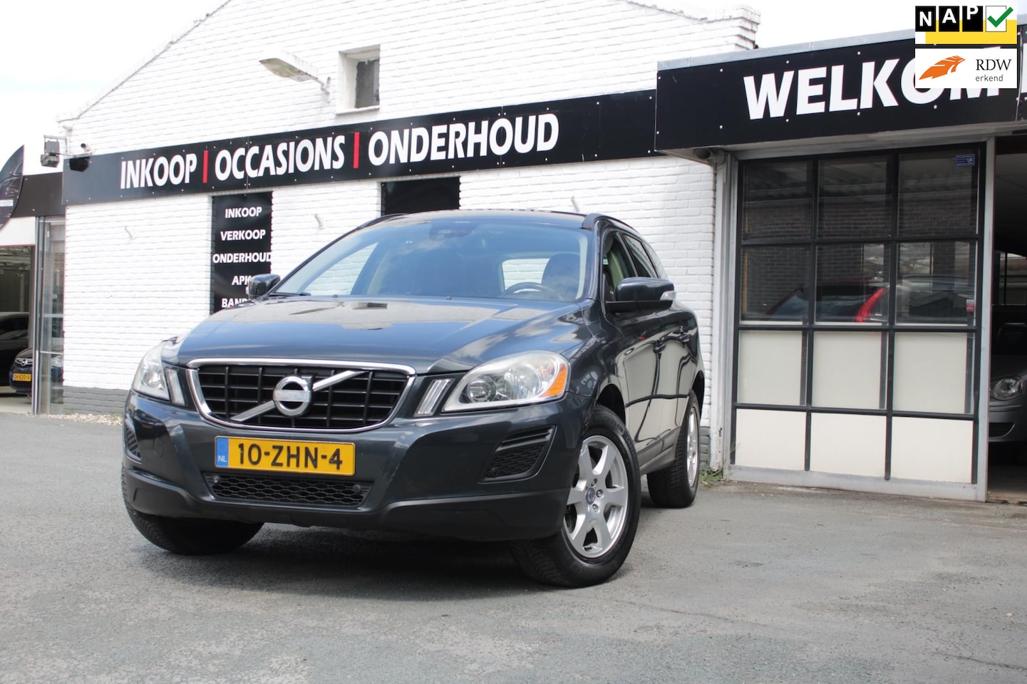 Volvo XC60 - 2.0 T5 Kinetic | Airco | Elec ramen | Cruise control | Navi | Parkeersensoren - AutoWereld.nl