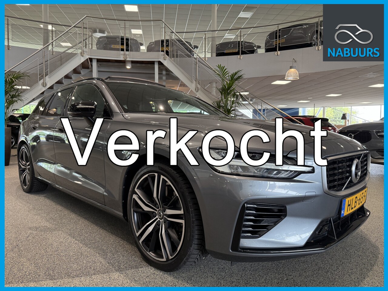 Volvo V60 - 2.0 T8 Twin Engine AWD R-Design 2.0 T8 Twin Engine AWD R-Design, Pano, Pilot assist - AutoWereld.nl