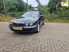 Jaguar X-type - 2.5 V6 Zeer nette auto